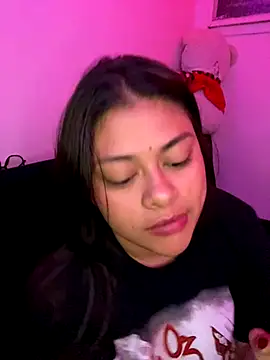 Snapshot of NattashaMore_0719 chatting on October 7, 2025, 8:37 am NattashaMore 0719 online show from October 7, 2025, 8:37 am