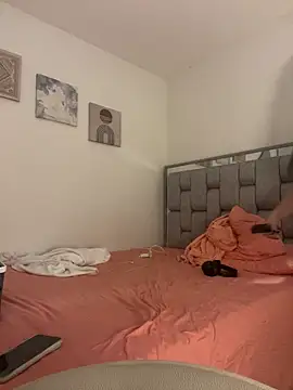 Snapshot of madisonbeci chatting on October 7, 2025, 2:12 am madisonbeci online show from October 7, 2025, 2:12 am