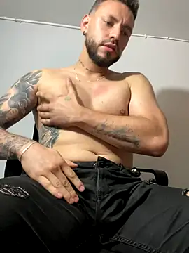 Snapshot of DIMITRI_MASTEER chatting on October 3, 2025, 3:52 am DIMITRI MASTEER online show from October 3, 2025, 3:52 am