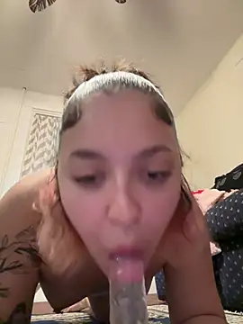 Snapshot of babykalirose chatting on February 11, 2026, 7:52 am babykalirose online show from February 11, 2026, 7:52 am