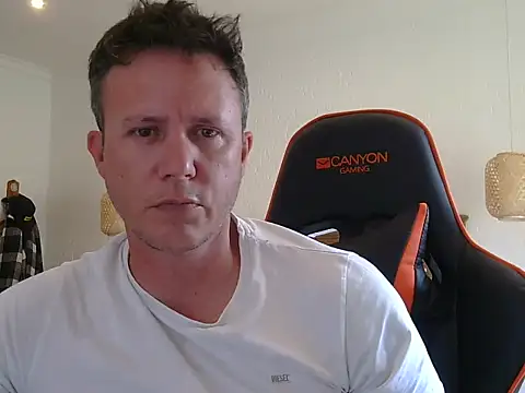 TroyDieselXXX online show from February 20, 2026, 12:51 pm