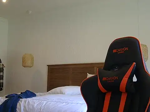 TroyDieselXXX online show from February 3, 2026, 6:22 am