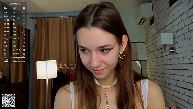 PetraHambelton online show from September 20, 2025, 4:17 am