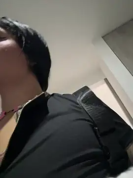 Scaarlettfox online show from April 10, 2026, 7:21 pm