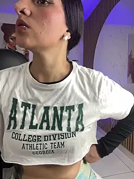 Scaarlettfox online show from October 21, 2025, 7:35 pm