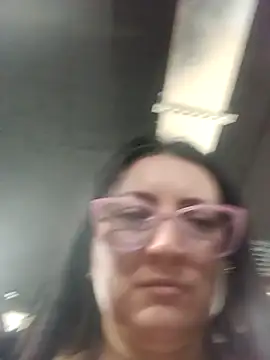 Snapshot of Romina693 chatting on October 26, 2025, 6:14 am Romina693 online show from October 26, 2025, 6:14 am