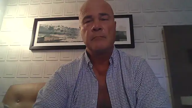 Snapshot of cyclone1212 chatting on April 29, 2026, 2:27 am cyclone1212 online show from April 29, 2026, 2:27 am