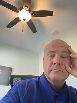 cyclone1212 online show from February 6, 2026, 6:04 pm