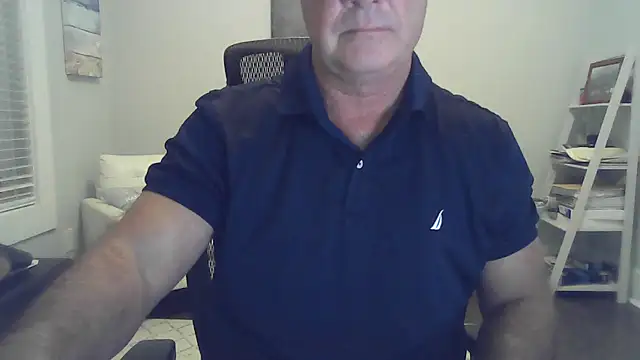 Snapshot of cyclone1212 chatting on April 16, 2026, 9:10 am cyclone1212 online show from April 16, 2026, 9:10 am