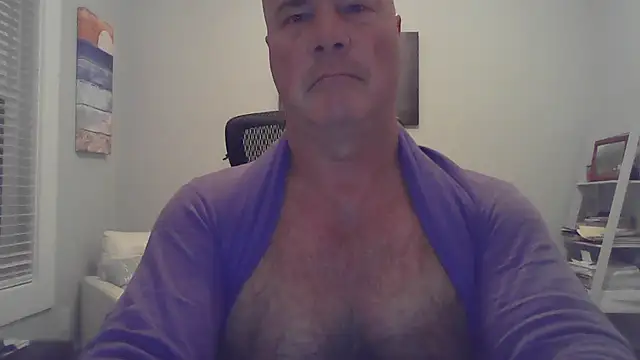 cyclone1212 online show from March 3, 2026, 10:11 am