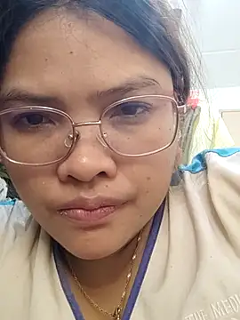 Sweetheart Claire online show from April 17, 2026, 11:40 pm