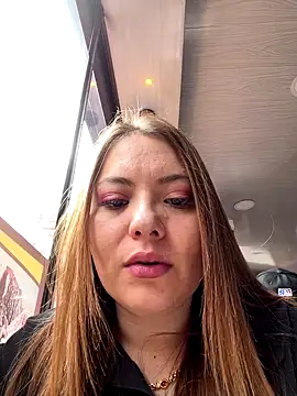 Snapshot of KatteAdams chatting on September 10, 2025, 2:05 pm KatteAdams online show from September 10, 2025, 2:05 pm