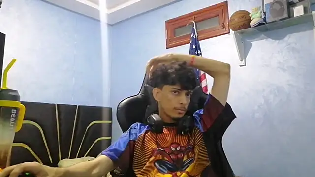 Snapshot of Dark_DesireX chatting on October 16, 2025, 5:10 pm Dark DesireX online show from October 16, 2025, 5:10 pm