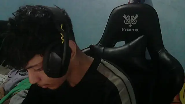 Dark DesireX online show from April 16, 2026, 12:06 pm