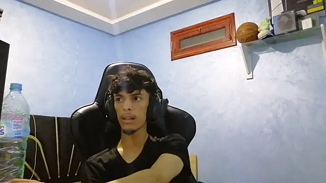 Snapshot of Dark_DesireX chatting on October 5, 2025, 2:13 am Dark DesireX online show from October 5, 2025, 2:13 am