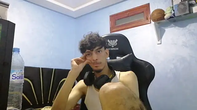 Snapshot of Dark_DesireX chatting on September 18, 2025, 4:54 pm Dark DesireX online show from September 18, 2025, 4:54 pm