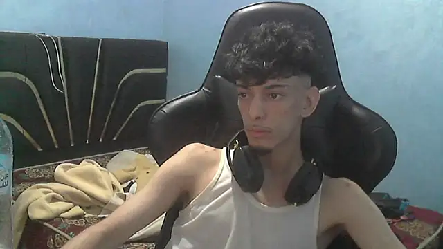 Snapshot of Dark_DesireX chatting on September 20, 2025, 2:00 pm Dark DesireX online show from September 20, 2025, 2:00 pm