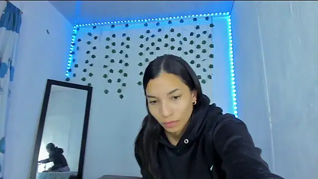 Snapshot of PureFire20 chatting on October 17, 2025, 11:01 am PureFire20 online show from October 17, 2025, 11:01 am