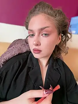 Snapshot of KellyKeler chatting on February 7, 2026, 10:34 am KellyKeler online show from February 7, 2026, 10:34 am