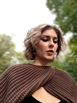 Snapshot of KellyKeler chatting on October 12, 2025, 12:17 pm KellyKeler online show from October 12, 2025, 12:17 pm