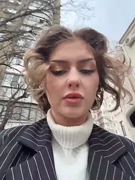 Snapshot of KellyKeler chatting on February 18, 2026, 1:29 pm KellyKeler online show from February 18, 2026, 1:29 pm