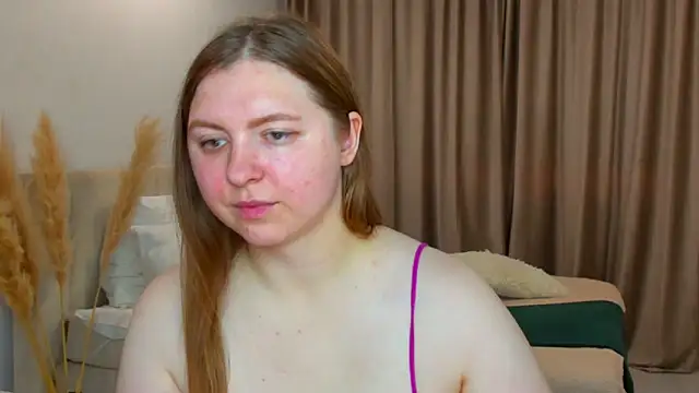 la  fleur online show from September 24, 2025, 6:09 am