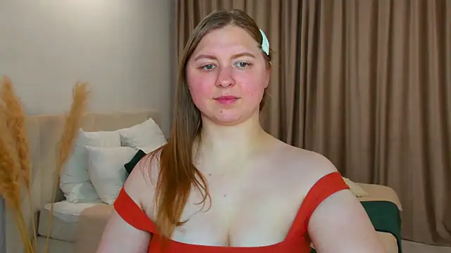 la  fleur online show from September 29, 2025, 1:06 pm