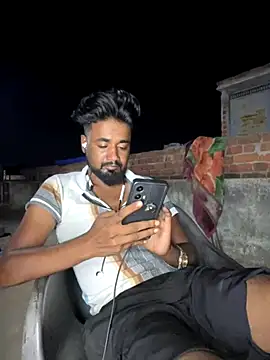 Munny6677 online show from September 24, 2025, 4:57 pm