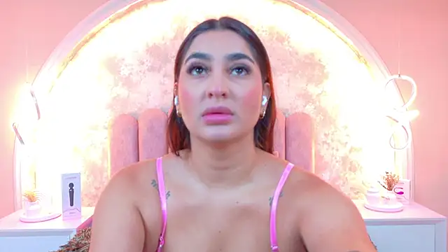 Snapshot of JasmineRhodes chatting on November 24, 2025, 1:11 pm JasmineRhodes online show from November 24, 2025, 1:11 pm