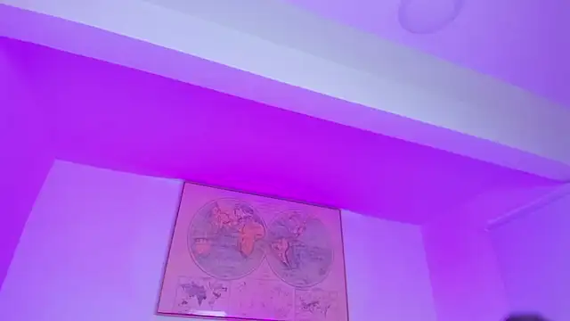 kitty sweeety  online show from March 12, 2026, 12:31 pm