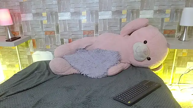 Snapshot of nicoo_2036 chatting on October 19, 2025, 1:58 pm nicoo 2036 online show from October 19, 2025, 1:58 pm