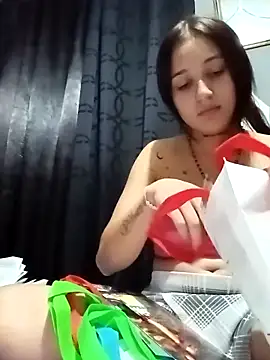 Snapshot of Arii_collins1 chatting on September 20, 2025, 12:37 am Arii collins1 online show from September 20, 2025, 12:37 am