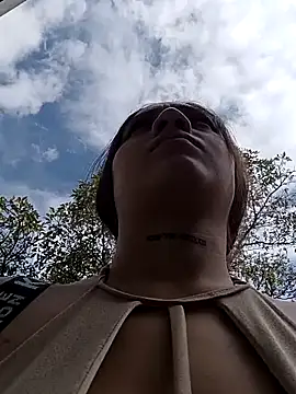 Snapshot of Arii_collins1 chatting on October 20, 2025, 2:06 pm Arii collins1 online show from October 20, 2025, 2:06 pm