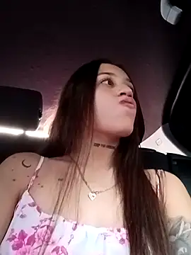 Snapshot of Arii_collins1 chatting on September 18, 2025, 1:58 pm Arii collins1 online show from September 18, 2025, 1:58 pm