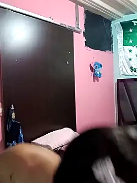 Snapshot of Arii_collins1 chatting on October 2, 2025, 1:36 pm Arii collins1 online show from October 2, 2025, 1:36 pm