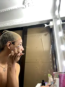 Snapshot of SwettRenata_ chatting on October 14, 2025, 11:55 am SwettRenata  online show from October 14, 2025, 11:55 am