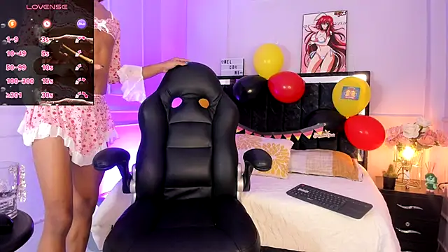 Snapshot of SwettRenata_ chatting on October 2, 2025, 7:56 am SwettRenata  online show from October 2, 2025, 7:56 am