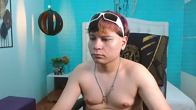 dondanys online show from September 26, 2025, 7:32 pm