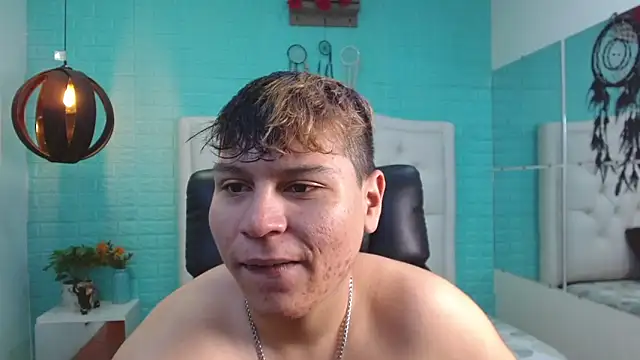 dondanys online show from October 15, 2025, 7:44 pm