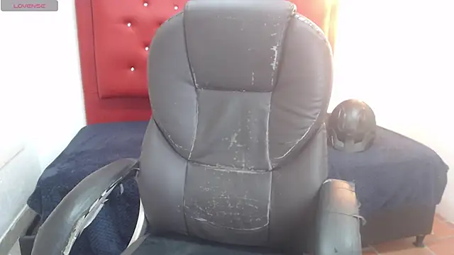 dondanys online show from October 31, 2025, 7:54 pm