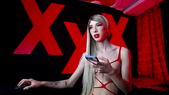 Snapshot of abrilbigcock chatting on October 9, 2025, 2:45 am abrilbigcock online show from October 9, 2025, 2:45 am