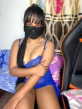 Ariana  Marie online show from November 17, 2025, 10:58 pm