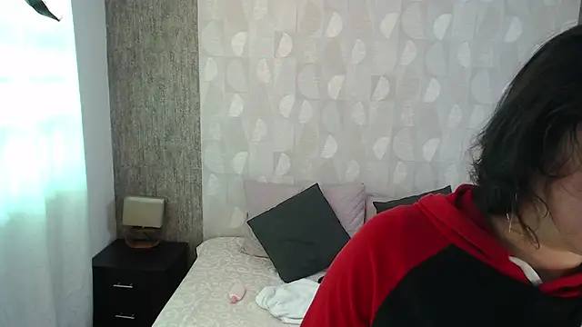 elamurray online show from October 28, 2025, 1:32 pm