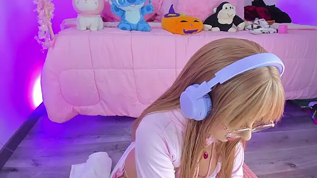 hannacutegod online show from February 14, 2026, 5:29 am