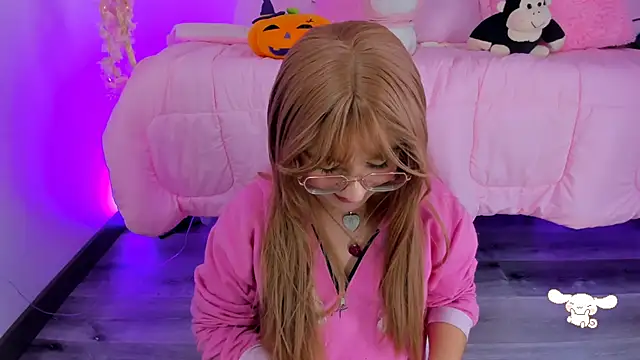 hannacutegod online show from October 6, 2025, 5:41 am