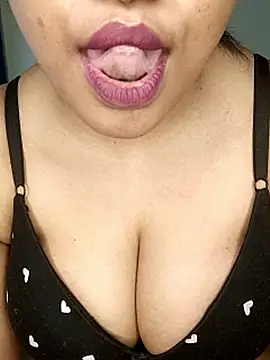 sex-withcouple online show from February 20, 2026, 6:19 am