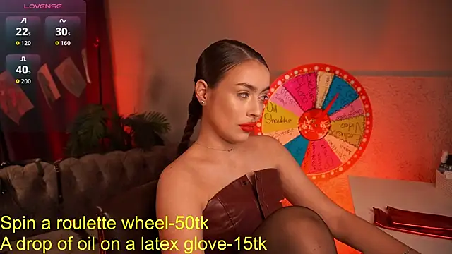 Snapshot of EmiliyaRoude chatting on September 30, 2025, 12:33 pm EmiliyaRoude online show from September 30, 2025, 12:33 pm