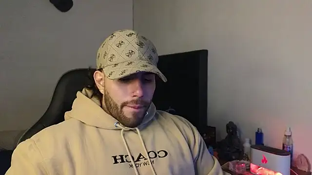 Ades Lowe online show from March 19, 2026, 6:24 am