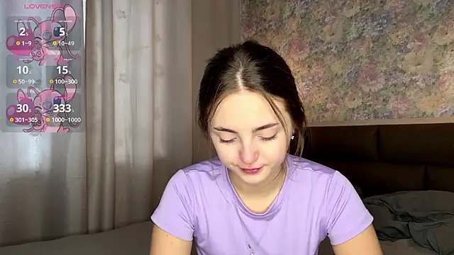 LoraDavi online show from March 1, 2026, 7:41 am