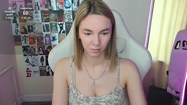 NessaDiazz online show from September 27, 2025, 1:12 am